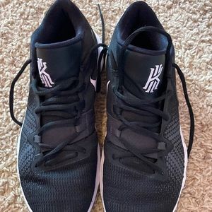 KD Nike basketball ball shoes